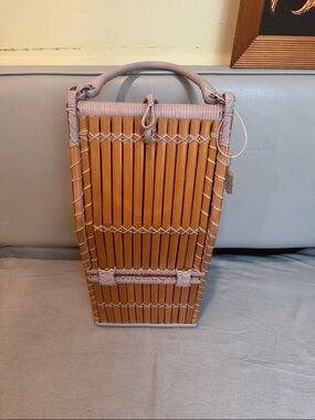 Vintage bamboo wine holder
